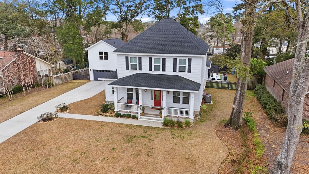 Image 39 of property listing at 1055 Stonehenge Drive, Hanahan, SC 29410