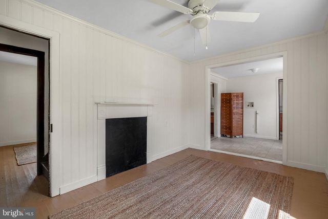 6033 LEWIS ST, Chincoteague Island, VA 23336