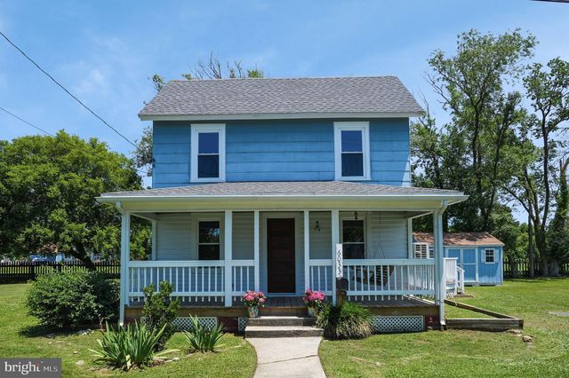 6033 LEWIS ST, Chincoteague Island, VA 23336