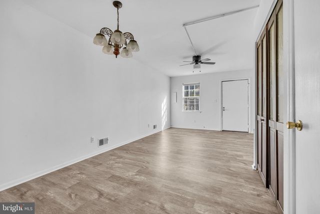 905 N CENTRAL AVE, Baltimore, MD 21202