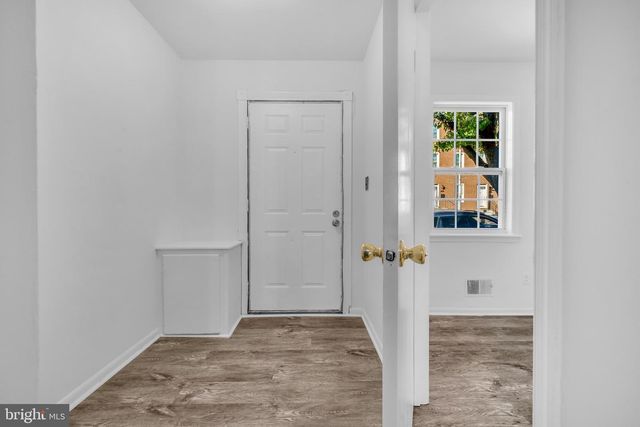 905 N CENTRAL AVE, Baltimore, MD 21202