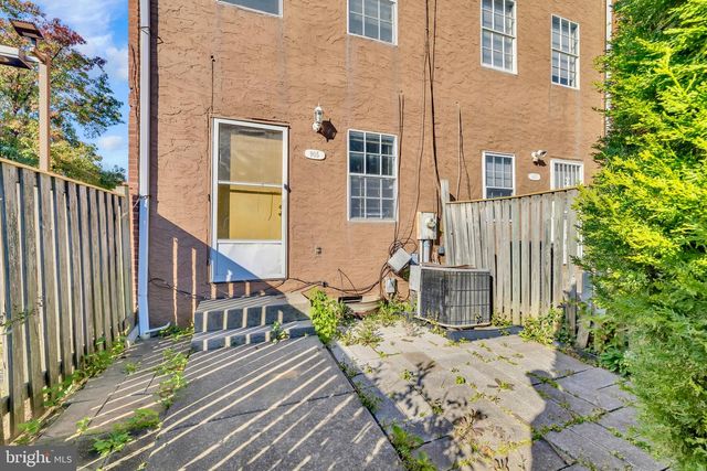 905 N CENTRAL AVE, Baltimore, MD 21202