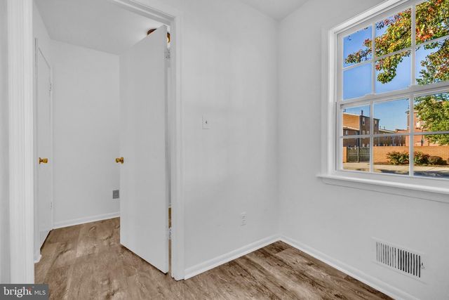 905 N CENTRAL AVE, Baltimore, MD 21202