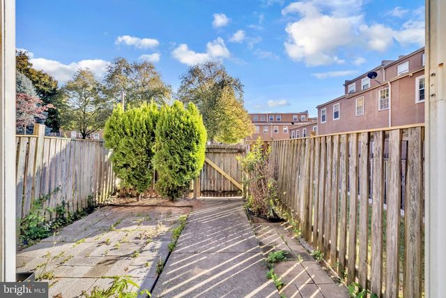 905 N CENTRAL AVE, Baltimore, MD 21202