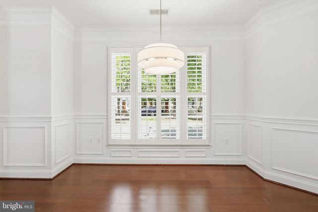 1302 DUKE ST, Alexandria, VA 22314