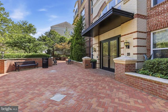 1302 DUKE ST, Alexandria, VA 22314