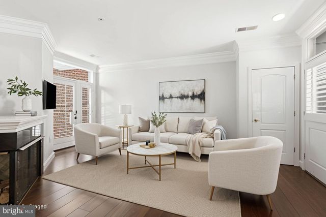1302 DUKE ST, Alexandria, VA 22314