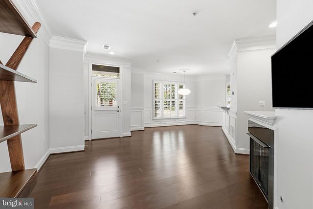 1302 DUKE ST, Alexandria, VA 22314