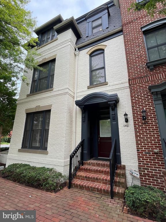 1302 DUKE ST, Alexandria, VA 22314