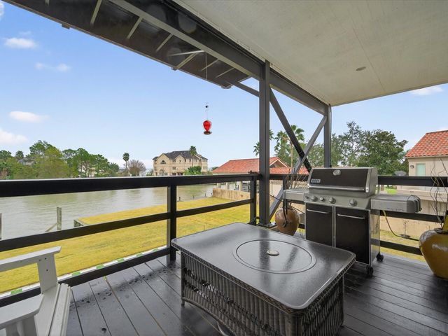 2522 Baycrest Drive, Houston, TX 77058