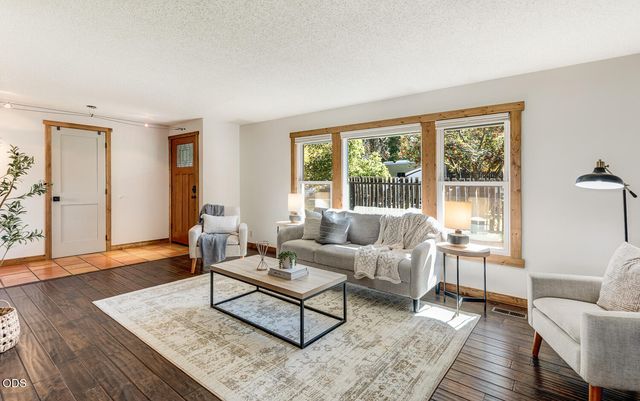 508 NE Lafayette Avenue, Bend, OR 97701