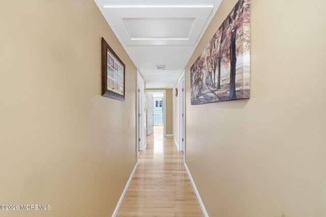 47 Kendall Drive, Parlin, NJ 08859