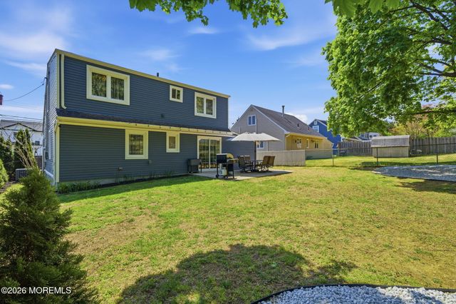 47 Kendall Drive, Parlin, NJ 08859