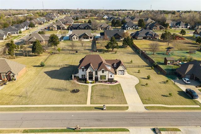 8933 SW 111th Street, Oklahoma City, OK 73173