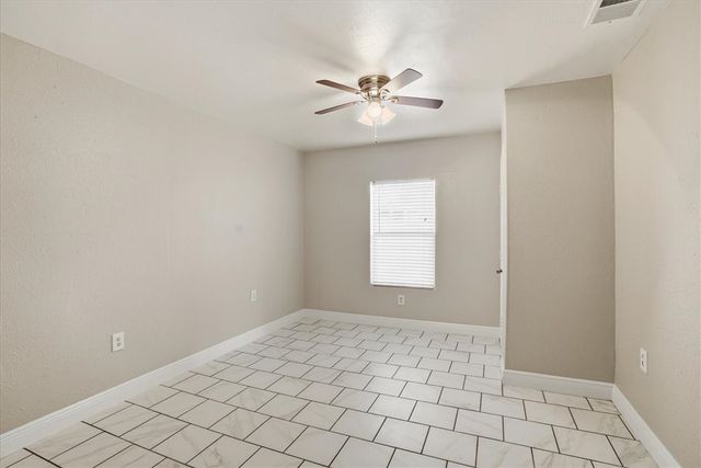 1209 Terry St, George West, TX 78022