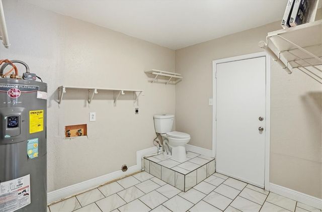 1209 Terry St, George West, TX 78022