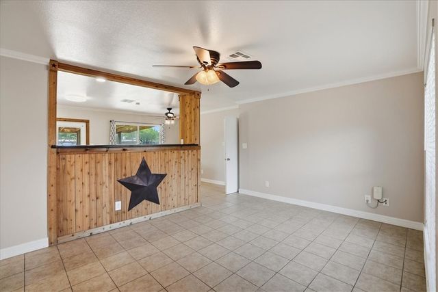 1209 Terry St, George West, TX 78022