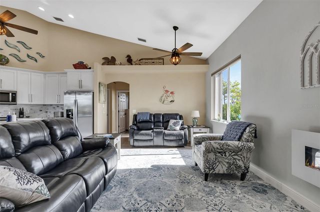 10127 LEBANON DRIVE, Port Charlotte, FL 33981