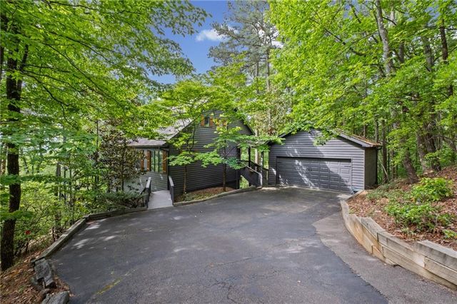1888 Valley View Drive, Big Canoe, GA 30143