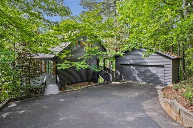 1888 Valley View Drive, Big Canoe, GA 30143