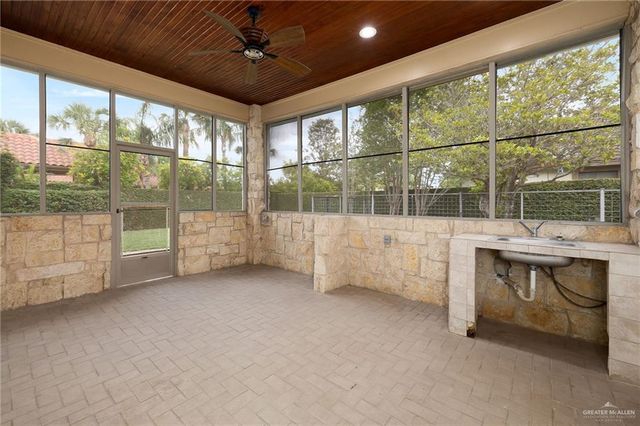5601 N 4th Street, Mcallen, TX 78504