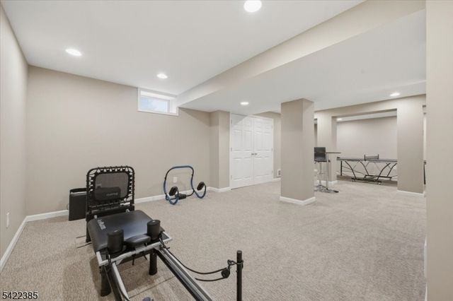 2 Picasso Court, Franklin Twp., NJ 08873