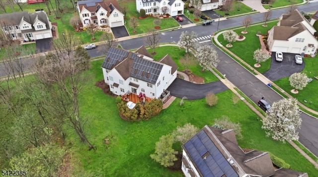 2 Picasso Court, Franklin Twp., NJ 08873
