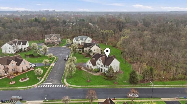 2 Picasso Court, Franklin Twp., NJ 08873