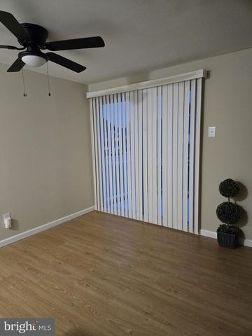 3432 ASHFIELD LN #B, Philadelphia, PA 19114