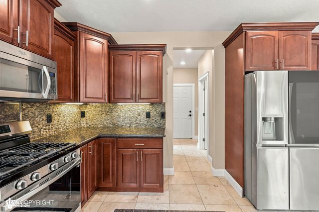 2944 S Ambers Circle, Wasilla, AK 99654