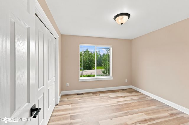 2944 S Ambers Circle, Wasilla, AK 99654