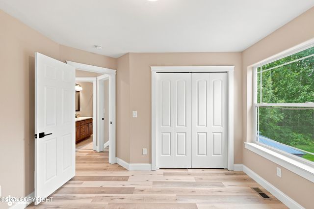 2944 S Ambers Circle, Wasilla, AK 99654
