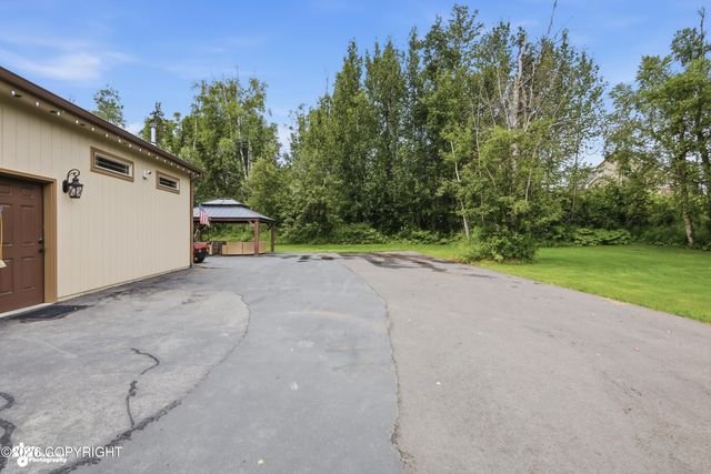2944 S Ambers Circle, Wasilla, AK 99654