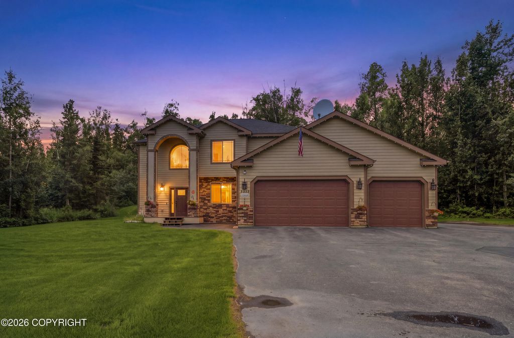 2944 S Ambers Circle, Wasilla, AK 99654