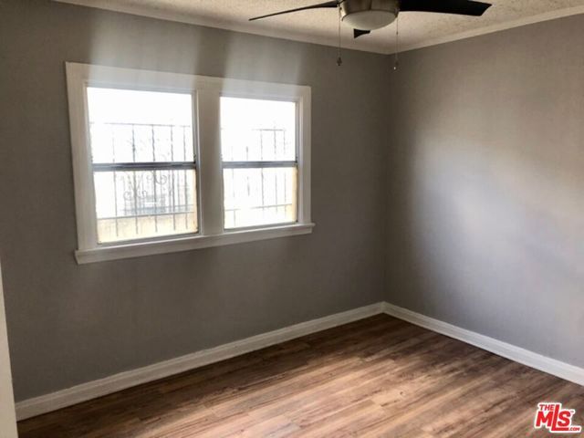 620 E 84th Street, Los Angeles, CA 90001