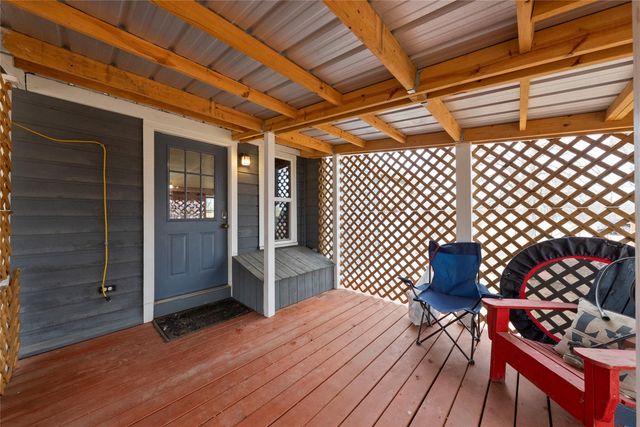 813 Airway ST, Kingsland, TX 78639