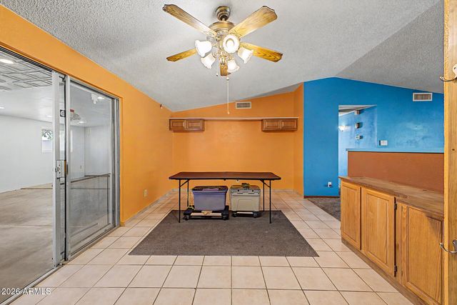 7145 W INDIANOLA Avenue, Phoenix, AZ 85033