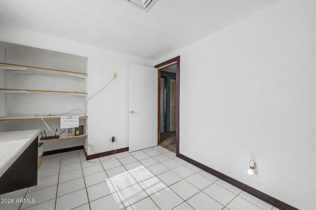 7145 W INDIANOLA Avenue, Phoenix, AZ 85033