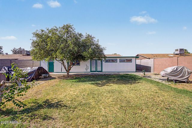 7145 W INDIANOLA Avenue, Phoenix, AZ 85033