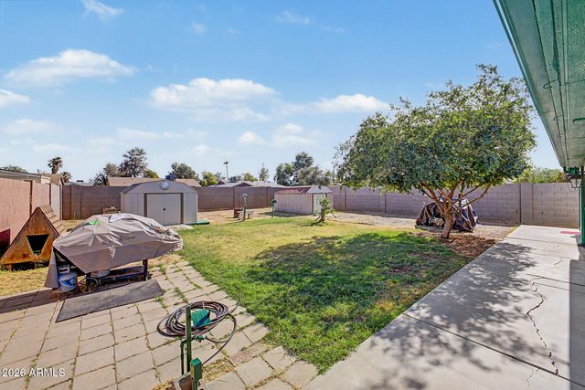 7145 W INDIANOLA Avenue, Phoenix, AZ 85033