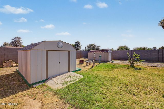 7145 W INDIANOLA Avenue, Phoenix, AZ 85033