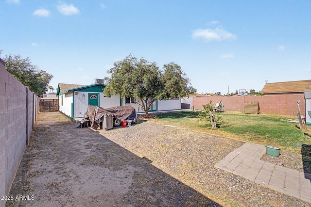7145 W INDIANOLA Avenue, Phoenix, AZ 85033
