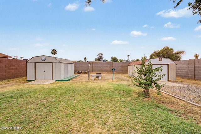 7145 W INDIANOLA Avenue, Phoenix, AZ 85033