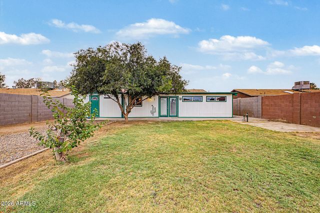 7145 W INDIANOLA Avenue, Phoenix, AZ 85033