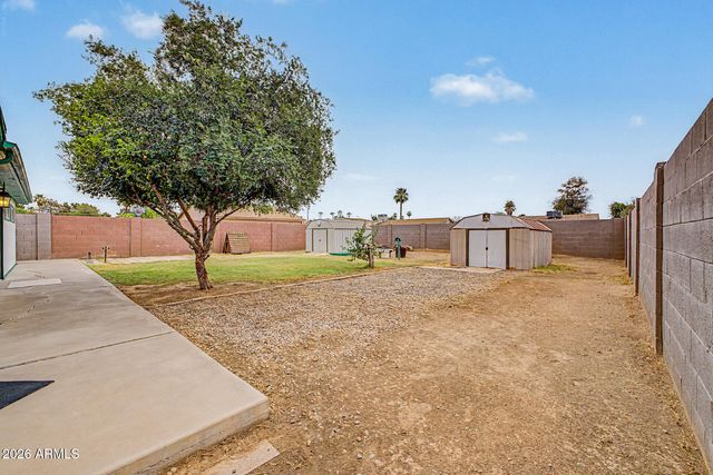 7145 W INDIANOLA Avenue, Phoenix, AZ 85033