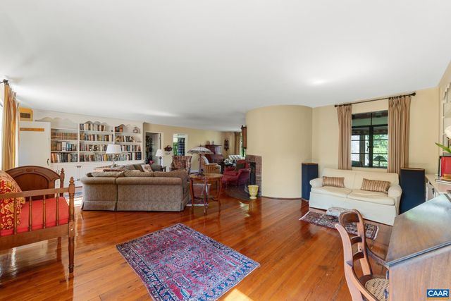 10127 LITTLE SKYLINE DR, Orange, VA 22960