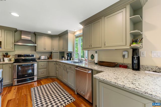 10127 LITTLE SKYLINE DR, Orange, VA 22960