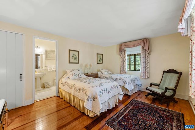 10127 LITTLE SKYLINE DR, Orange, VA 22960