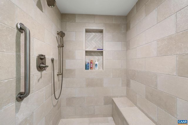 10127 LITTLE SKYLINE DR, Orange, VA 22960