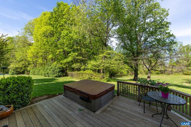 10127 LITTLE SKYLINE DR, Orange, VA 22960